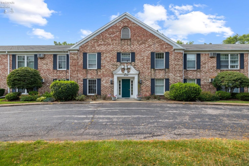 4704 Venice Heights Boulevard, Sandusky, 44870, 3 Bedrooms Bedrooms, ,2 BathroomsBathrooms,Residential,For Sale,Venice Heights,20262872
