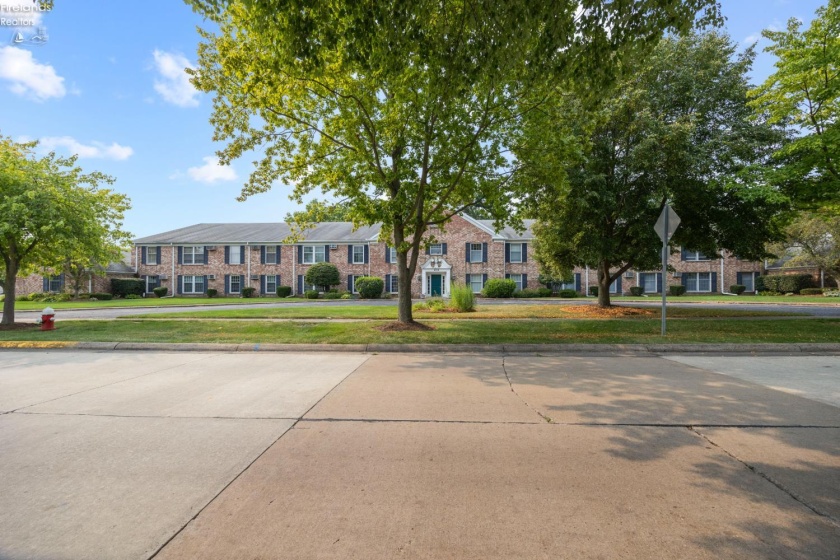 4704 Venice Heights Boulevard, Sandusky, 44870, 3 Bedrooms Bedrooms, ,2 BathroomsBathrooms,Residential,For Sale,Venice Heights,20262872