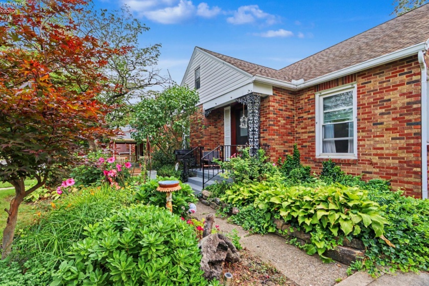 313 Bartley Avenue, Mansfield, 44903, 3 Bedrooms Bedrooms, ,2 BathroomsBathrooms,Residential,For Sale,Bartley Avenue,20262926