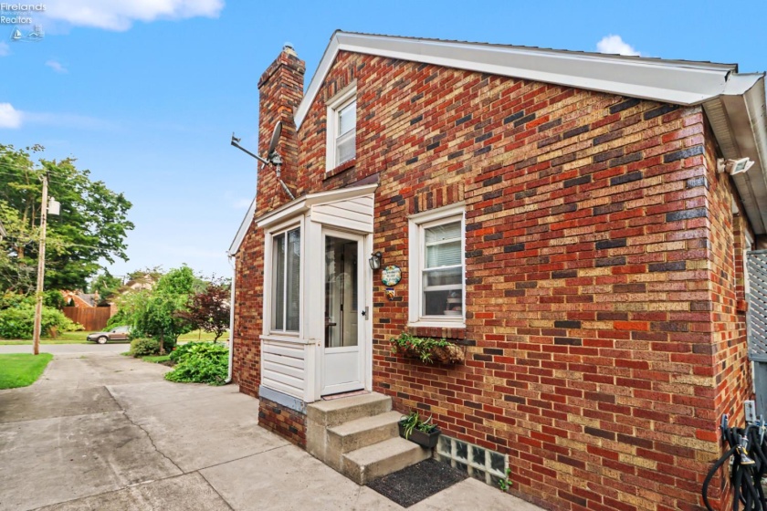 313 Bartley Avenue, Mansfield, 44903, 3 Bedrooms Bedrooms, ,2 BathroomsBathrooms,Residential,For Sale,Bartley Avenue,20262926