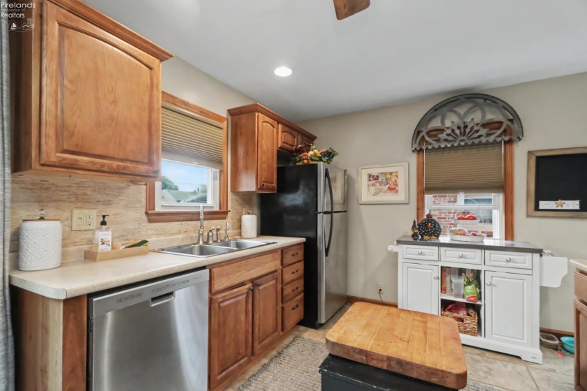 313 Bartley Avenue, Mansfield, 44903, 3 Bedrooms Bedrooms, ,2 BathroomsBathrooms,Residential,For Sale,Bartley Avenue,20262926