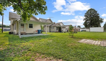 321 Tiffin Avenue, Huron, 44839, 3 Bedrooms Bedrooms, ,1 BathroomBathrooms,Residential,For Sale,Tiffin,20262862