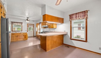 321 Tiffin Avenue, Huron, 44839, 3 Bedrooms Bedrooms, ,1 BathroomBathrooms,Residential,For Sale,Tiffin,20262862