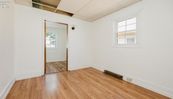618 Lockwood Avenue, Sandusky, 44870, 3 Bedrooms Bedrooms, ,2 BathroomsBathrooms,Residential,For Sale,Lockwood,20262857