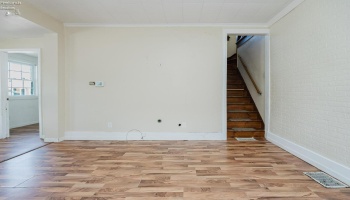 618 Lockwood Avenue, Sandusky, 44870, 3 Bedrooms Bedrooms, ,2 BathroomsBathrooms,Residential,For Sale,Lockwood,20262857