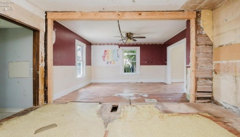 618 Lockwood Avenue, Sandusky, 44870, 3 Bedrooms Bedrooms, ,2 BathroomsBathrooms,Residential,For Sale,Lockwood,20262857