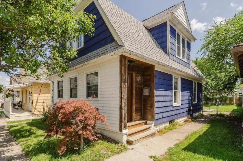 618 Lockwood Avenue, Sandusky, 44870, 3 Bedrooms Bedrooms, ,2 BathroomsBathrooms,Residential,For Sale,Lockwood,20262857
