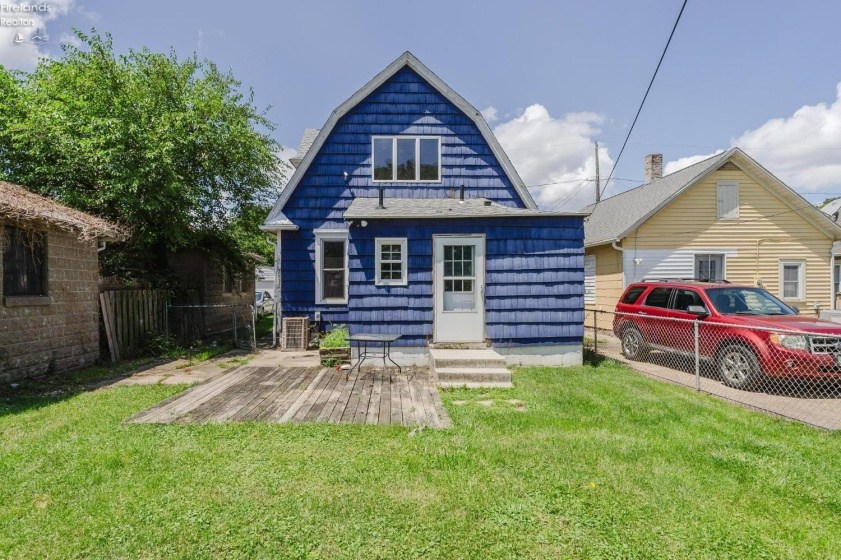 618 Lockwood Avenue, Sandusky, 44870, 3 Bedrooms Bedrooms, ,2 BathroomsBathrooms,Residential,For Sale,Lockwood,20262857