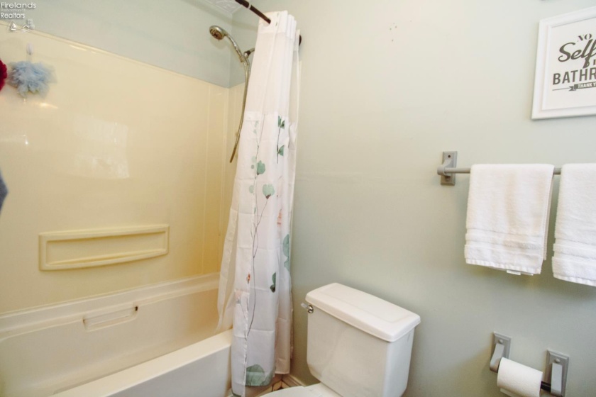 3762 Hartland Center Road, Collins, 44826, 3 Bedrooms Bedrooms, ,3 BathroomsBathrooms,Residential,For Sale,Hartland Center,20262383