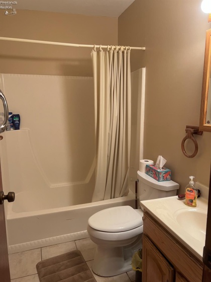4656 Karlite Drive, Port Clinton, 43452, 3 Bedroom Bedrooms, ,2 BathroomBathrooms,Residential,For Sale,Karlite,20262945