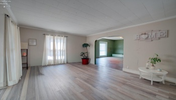701 Tenney Avenue, Amherst, 44001, 3 Bedrooms Bedrooms, ,2 BathroomsBathrooms,Residential,For Sale,Tenney,20262947