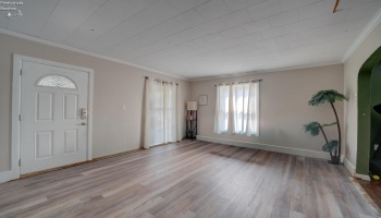 701 Tenney Avenue, Amherst, 44001, 3 Bedrooms Bedrooms, ,2 BathroomsBathrooms,Residential,For Sale,Tenney,20262947