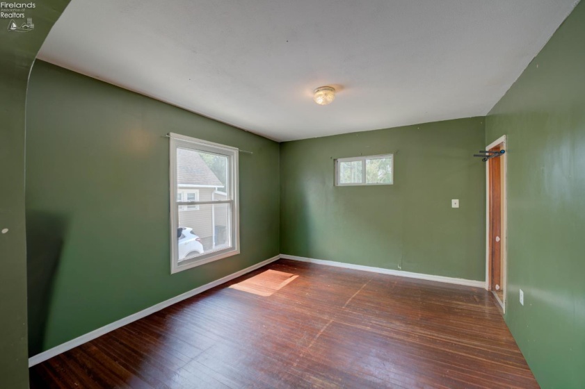 701 Tenney Avenue, Amherst, 44001, 3 Bedrooms Bedrooms, ,2 BathroomsBathrooms,Residential,For Sale,Tenney,20262947