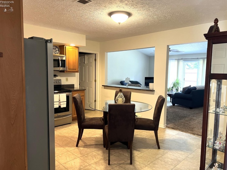 403 Rivers Edge Drive, Huron, 44839, 2 Bedrooms Bedrooms, ,2 BathroomsBathrooms,Residential,For Sale,Rivers Edge,20262788
