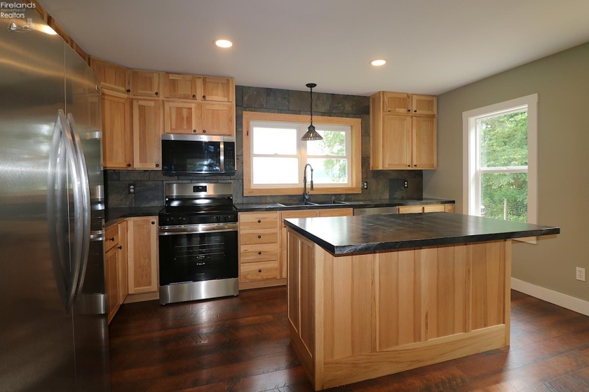 5236 Zenobia Road, Wakeman, 44889, 2 Bedrooms Bedrooms, ,2 BathroomsBathrooms,Residential,For Sale,Zenobia,20262940