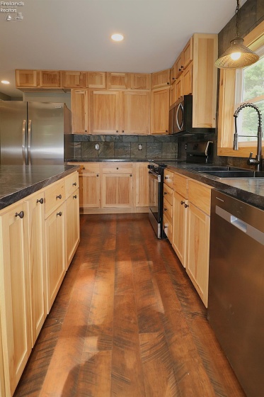 5236 Zenobia Road, Wakeman, 44889, 2 Bedrooms Bedrooms, ,2 BathroomsBathrooms,Residential,For Sale,Zenobia,20262940
