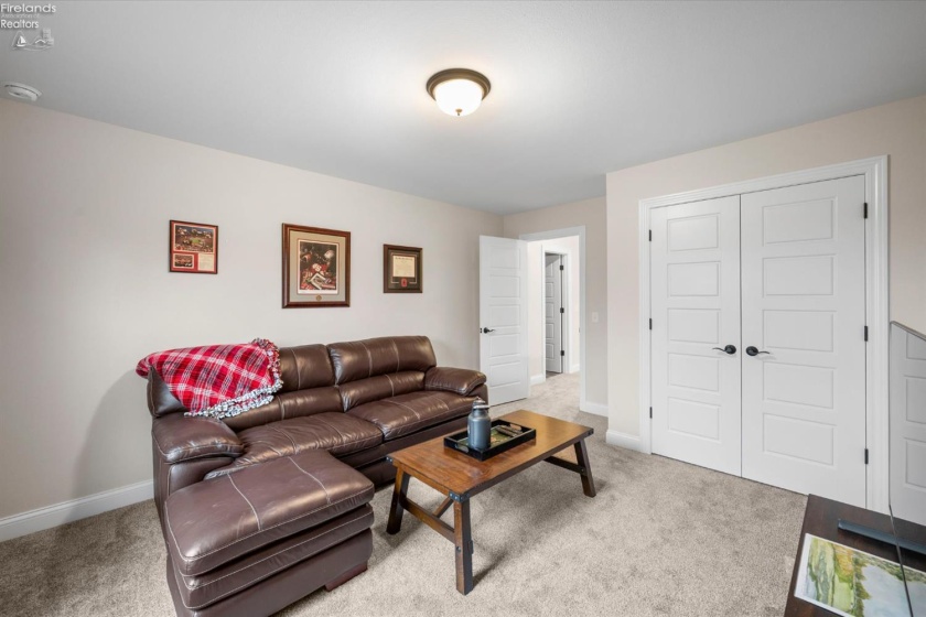 4950 Buckeye Dr., Maumee, 43537, 5 Bedrooms Bedrooms, ,4 BathroomsBathrooms,Residential,For Sale,Buckeye Dr.,20262938