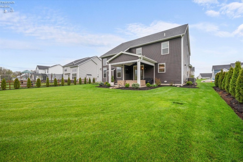 4950 Buckeye Dr., Maumee, 43537, 5 Bedrooms Bedrooms, ,4 BathroomsBathrooms,Residential,For Sale,Buckeye Dr.,20262938