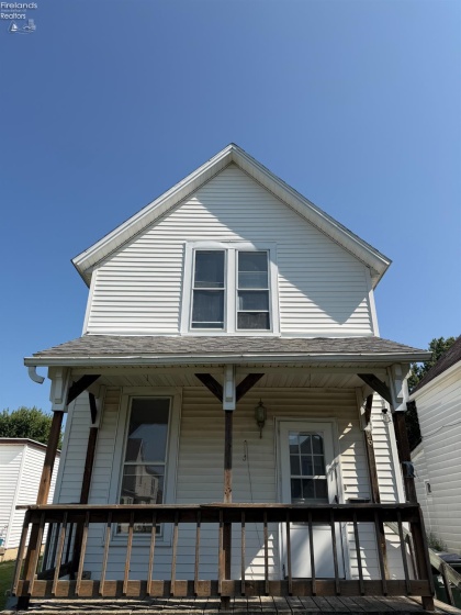 76 Apple Street, Tiffin, 44883, 3 Bedrooms Bedrooms, ,1 BathroomBathrooms,Residential,For Sale,Apple,20262953