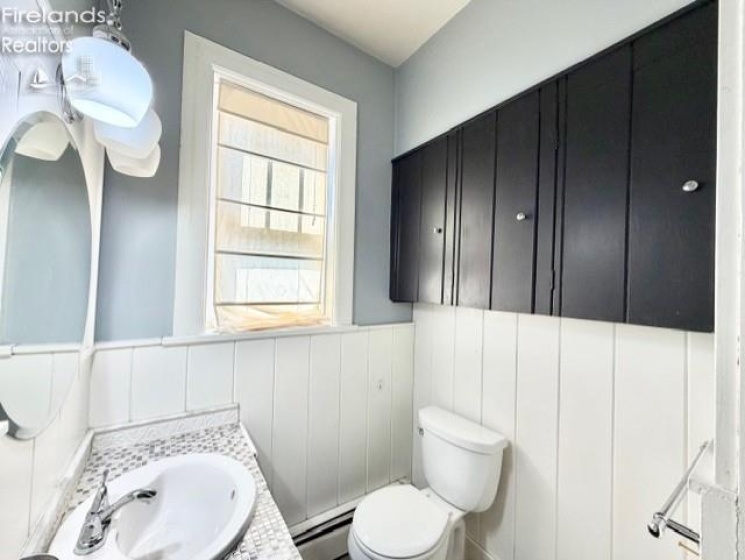 231 Northwest Street, Bellevue, 44811, 3 Bedrooms Bedrooms, ,2 BathroomsBathrooms,Residential,For Sale,Northwest,20262959