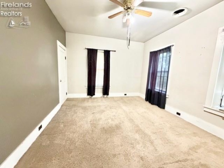 231 Northwest Street, Bellevue, 44811, 3 Bedrooms Bedrooms, ,2 BathroomsBathrooms,Residential,For Sale,Northwest,20262959