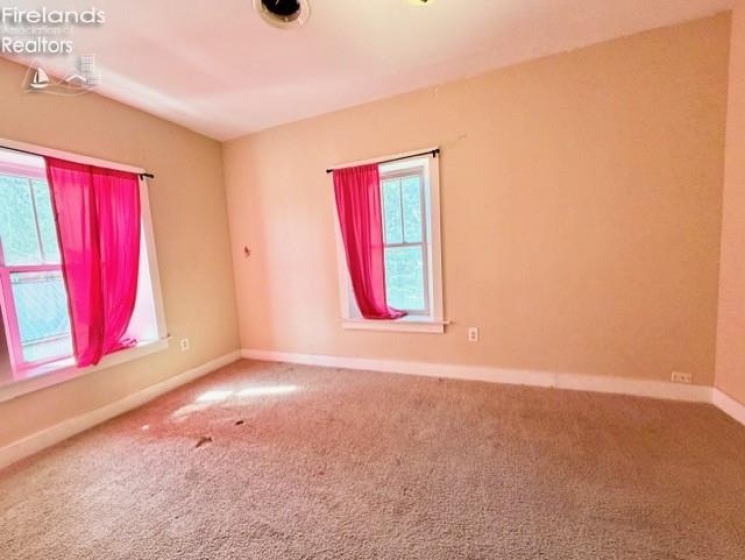 231 Northwest Street, Bellevue, 44811, 3 Bedrooms Bedrooms, ,2 BathroomsBathrooms,Residential,For Sale,Northwest,20262959