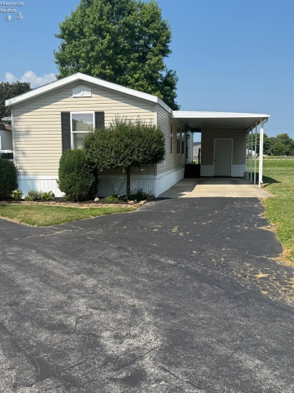 1739 State Street, Fremont, 43420, 3 Bedrooms Bedrooms, ,2 BathroomsBathrooms,Residential,For Sale,State Street,20262968