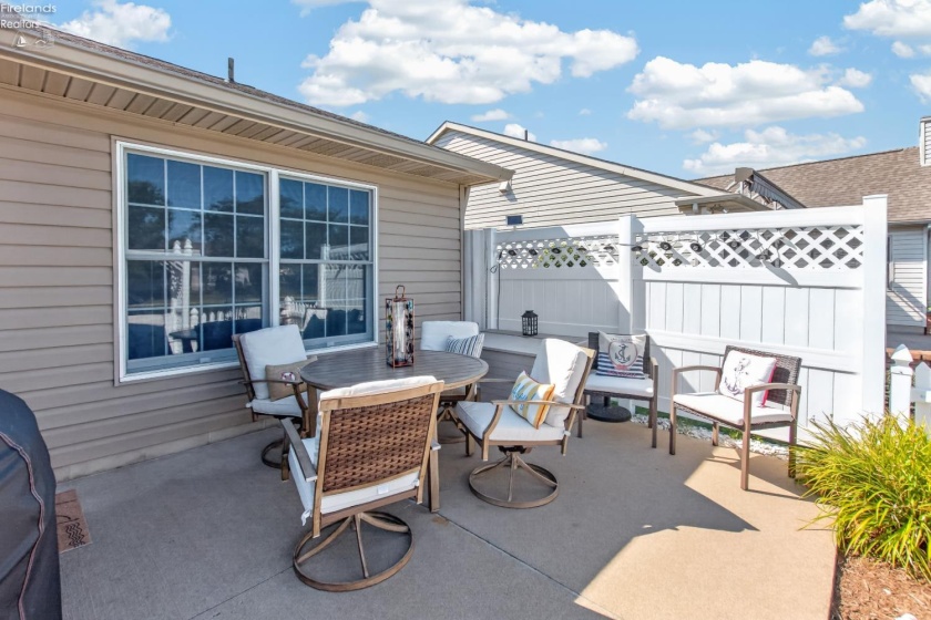 5102 Waterberry Drive, Huron, 44839, 2 Bedrooms Bedrooms, ,2 BathroomsBathrooms,Residential,For Sale,Waterberry,20262956