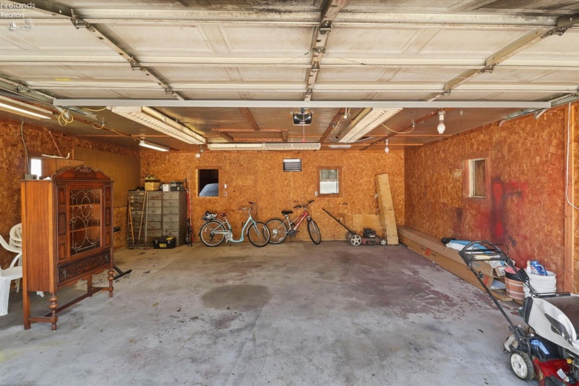 775 Brokate Road, Port Clinton, 43452, 3 Bedrooms Bedrooms, ,2 BathroomsBathrooms,Residential,For Sale,Brokate,20262901
