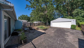 303 Erieview, Sheffield Lake, 44054, 3 Bedrooms Bedrooms, ,1 BathroomBathrooms,Residential,For Sale,Erieview,20262975