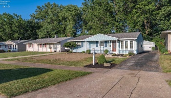 303 Erieview, Sheffield Lake, 44054, 3 Bedrooms Bedrooms, ,1 BathroomBathrooms,Residential,For Sale,Erieview,20262975
