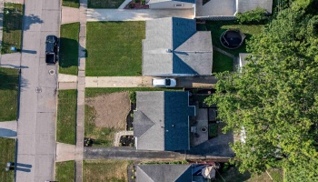 303 Erieview, Sheffield Lake, 44054, 3 Bedrooms Bedrooms, ,1 BathroomBathrooms,Residential,For Sale,Erieview,20262975
