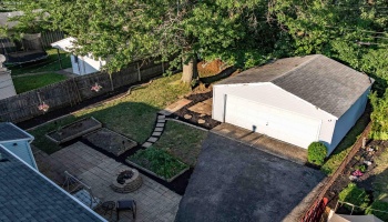 303 Erieview, Sheffield Lake, 44054, 3 Bedrooms Bedrooms, ,1 BathroomBathrooms,Residential,For Sale,Erieview,20262975