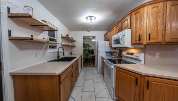 303 Erieview, Sheffield Lake, 44054, 3 Bedrooms Bedrooms, ,1 BathroomBathrooms,Residential,For Sale,Erieview,20262975