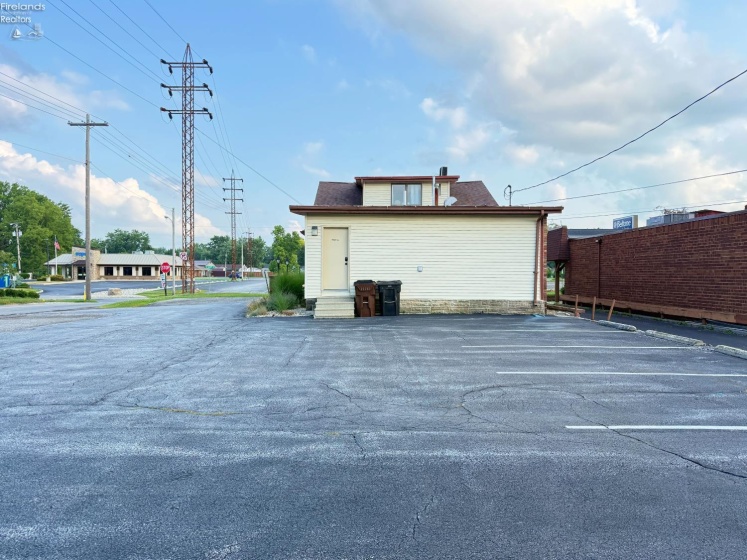 458 Market Street, Tiffin, 44883, ,Commercial,For Sale,Market,20262935