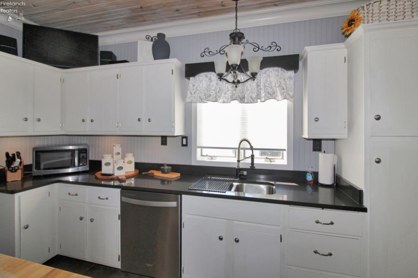 148 Prospect Street, Oak Harbor, 43449, 4 Bedrooms Bedrooms, ,2 BathroomsBathrooms,Residential,For Sale,Prospect,20262928