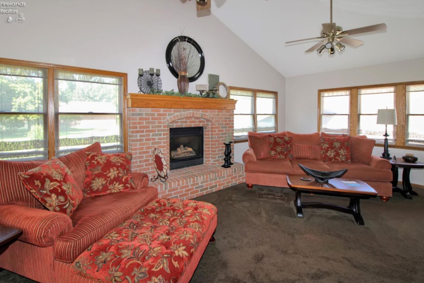 148 Prospect Street, Oak Harbor, 43449, 4 Bedrooms Bedrooms, ,2 BathroomsBathrooms,Residential,For Sale,Prospect,20262928