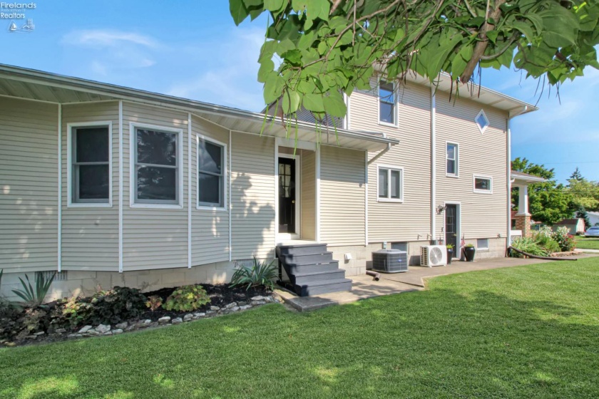 148 Prospect Street, Oak Harbor, 43449, 4 Bedrooms Bedrooms, ,2 BathroomsBathrooms,Residential,For Sale,Prospect,20262928
