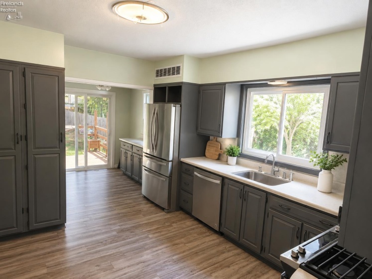 1014 Ging Street, Sandusky, 44870, 4 Bedrooms Bedrooms, ,2 BathroomsBathrooms,Residential,For Sale,Ging,20262965