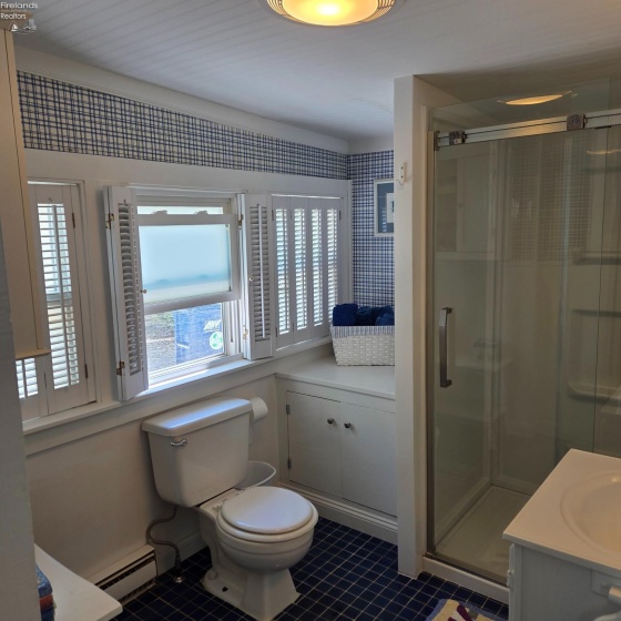 422 Oak Avenue, Lakeside, 43440, 2 Bedrooms Bedrooms, ,1 BathroomBathrooms,Residential,For Sale,Oak,20262971