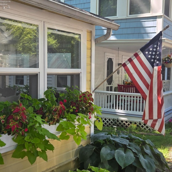 422 Oak Avenue, Lakeside, 43440, 2 Bedrooms Bedrooms, ,1 BathroomBathrooms,Residential,For Sale,Oak,20262971