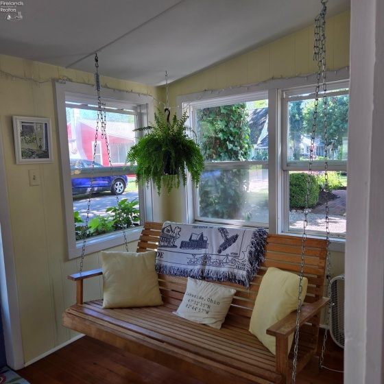 422 Oak Avenue, Lakeside, 43440, 2 Bedrooms Bedrooms, ,1 BathroomBathrooms,Residential,For Sale,Oak,20262971