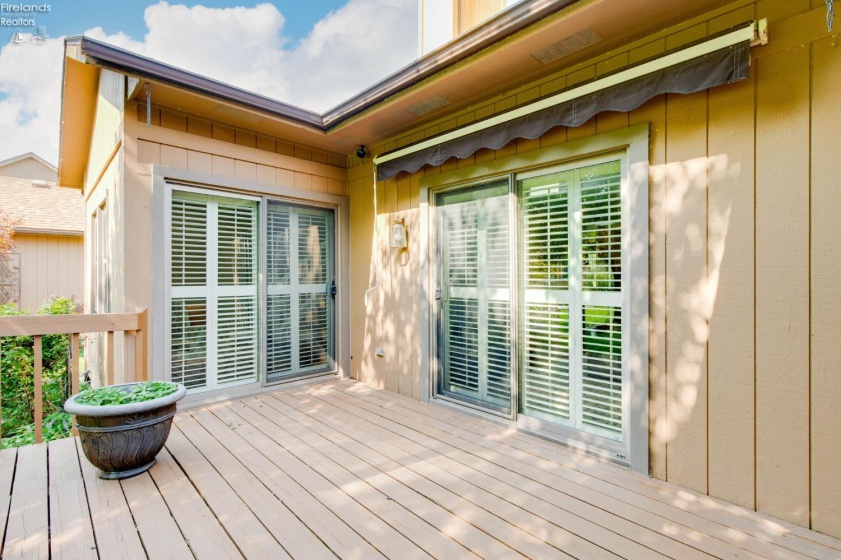 70 Harbors End, Port Clinton, 43452, 2 Bedrooms Bedrooms, ,2 BathroomsBathrooms,Residential,For Sale,Harbors End,20262977