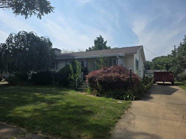 2033 Oldgate Street, Sandusky, 44870, 3 Bedrooms Bedrooms, ,2 BathroomsBathrooms,Residential,For Sale,Oldgate,20262991