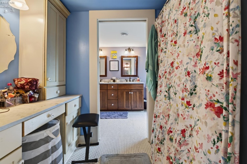 69 Edison Drive, Milan, 44846, 4 Bedrooms Bedrooms, ,3 BathroomsBathrooms,Residential,For Sale,Edison,20262939