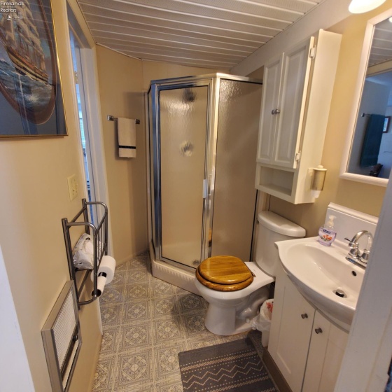 559 Bimini Drive, Sandusky, 44870, 1 Bedroom Bedrooms, ,1 BathroomBathrooms,Residential,For Sale,Bimini,20262995