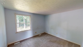 2250 Woodmont Drive, Fremont, 43420, 4 Bedrooms Bedrooms, ,2 BathroomsBathrooms,Residential,For Sale,Woodmont,20262948 2250 Woodmont Drive, Fremont, 43420, 4 Bedrooms Bedrooms, ,2 BathroomsBathrooms,Residential,For Sale,Woodmont,20262948