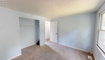 2250 Woodmont Drive, Fremont, 43420, 4 Bedrooms Bedrooms, ,2 BathroomsBathrooms,Residential,For Sale,Woodmont,20262948 2250 Woodmont Drive, Fremont, 43420, 4 Bedrooms Bedrooms, ,2 BathroomsBathrooms,Residential,For Sale,Woodmont,20262948