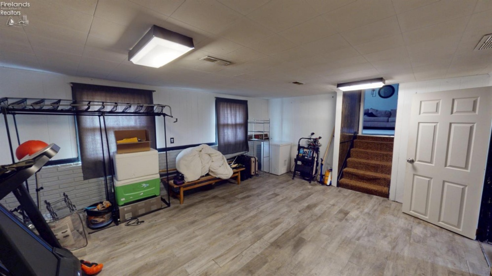 2250 Woodmont Drive, Fremont, 43420, 4 Bedrooms Bedrooms, ,2 BathroomsBathrooms,Residential,For Sale,Woodmont,20262948