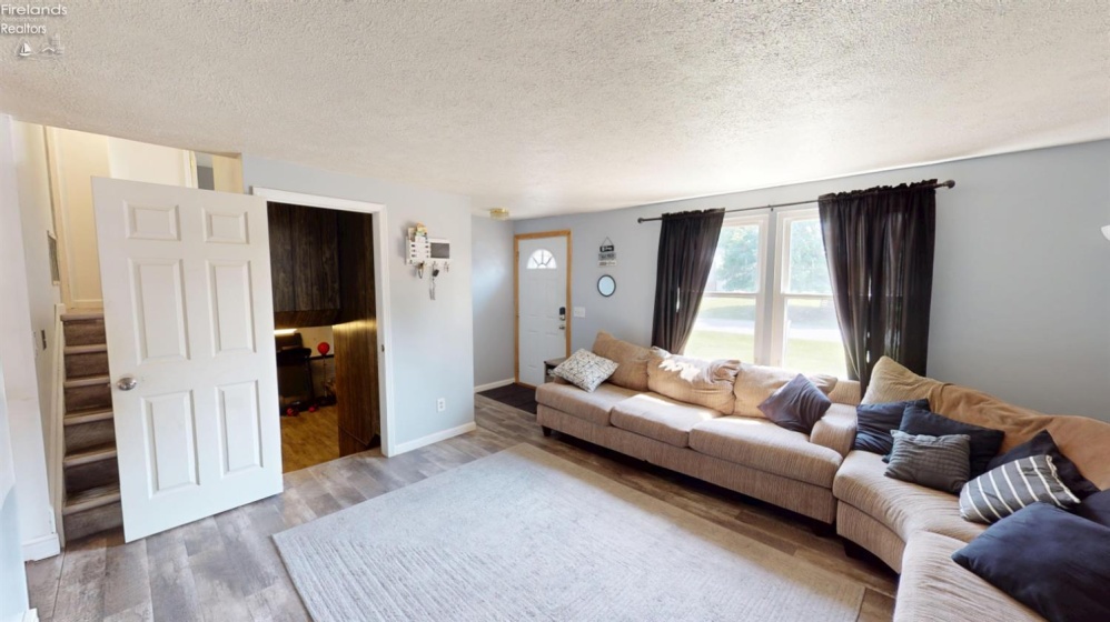 2250 Woodmont Drive, Fremont, 43420, 4 Bedrooms Bedrooms, ,2 BathroomsBathrooms,Residential,For Sale,Woodmont,20262948
